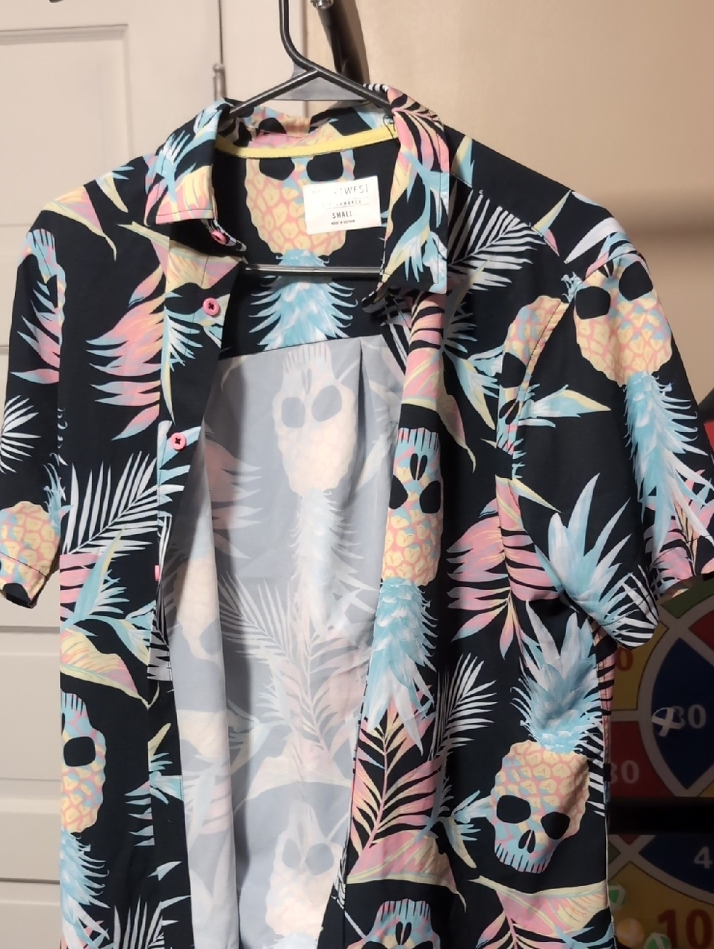 Men's Black Tropical Pineapple Skull Short-Sleeve Button-Down Shirt